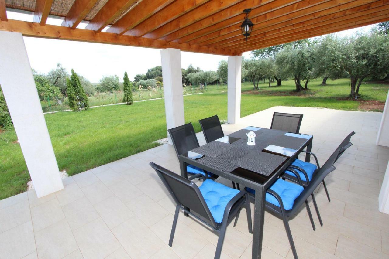 Počitniška hiša House Cuvi