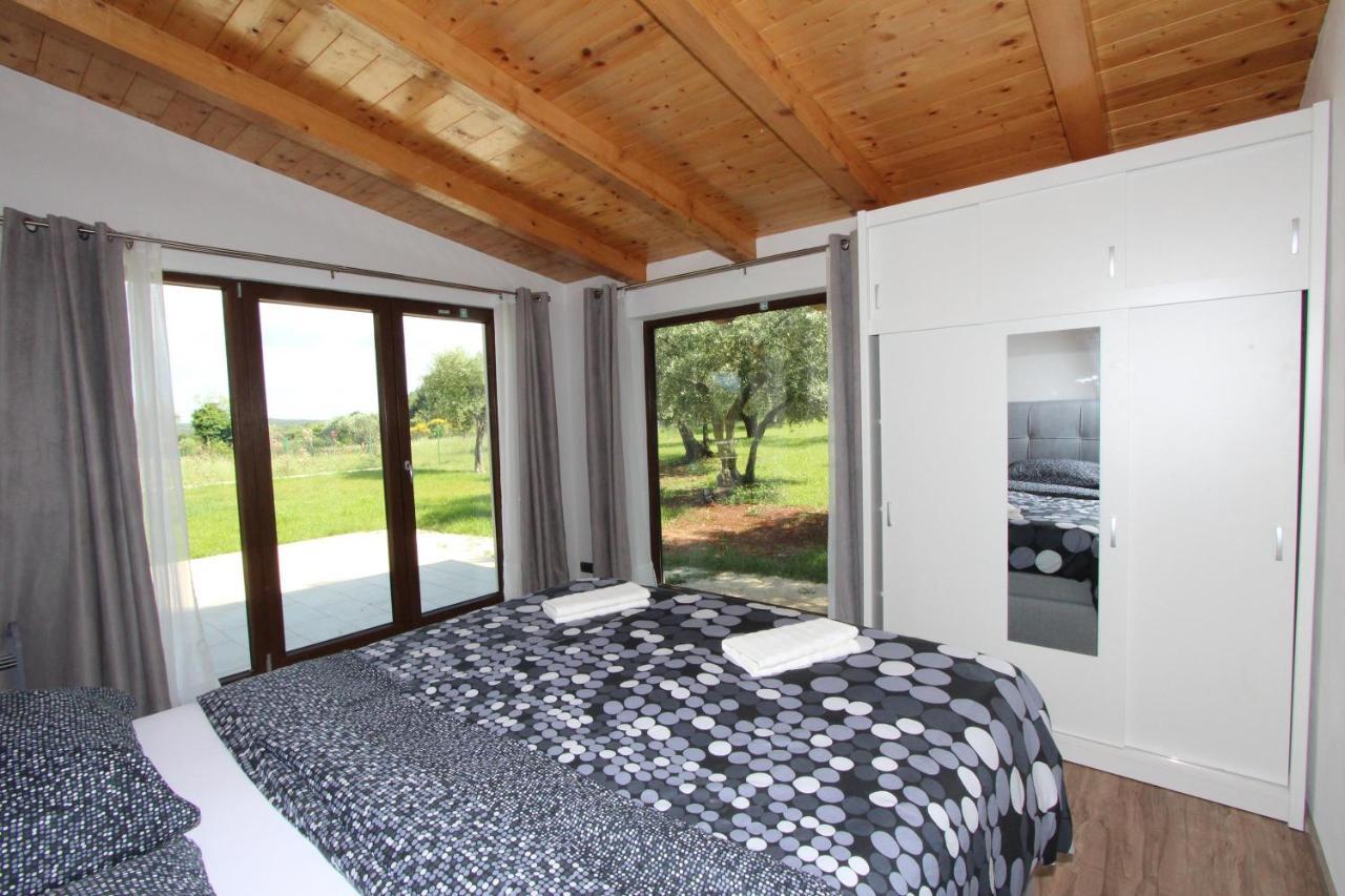 Počitniška hiša House Cuvi